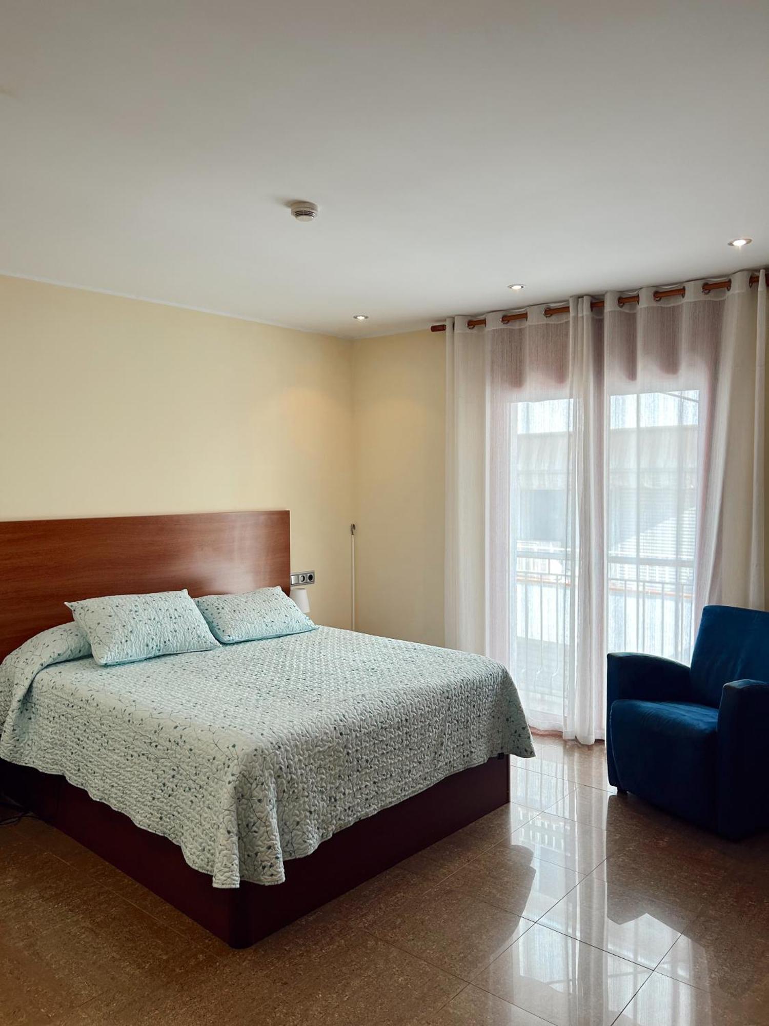 Hostal La Tina El Port De La Selva Екстер'єр фото